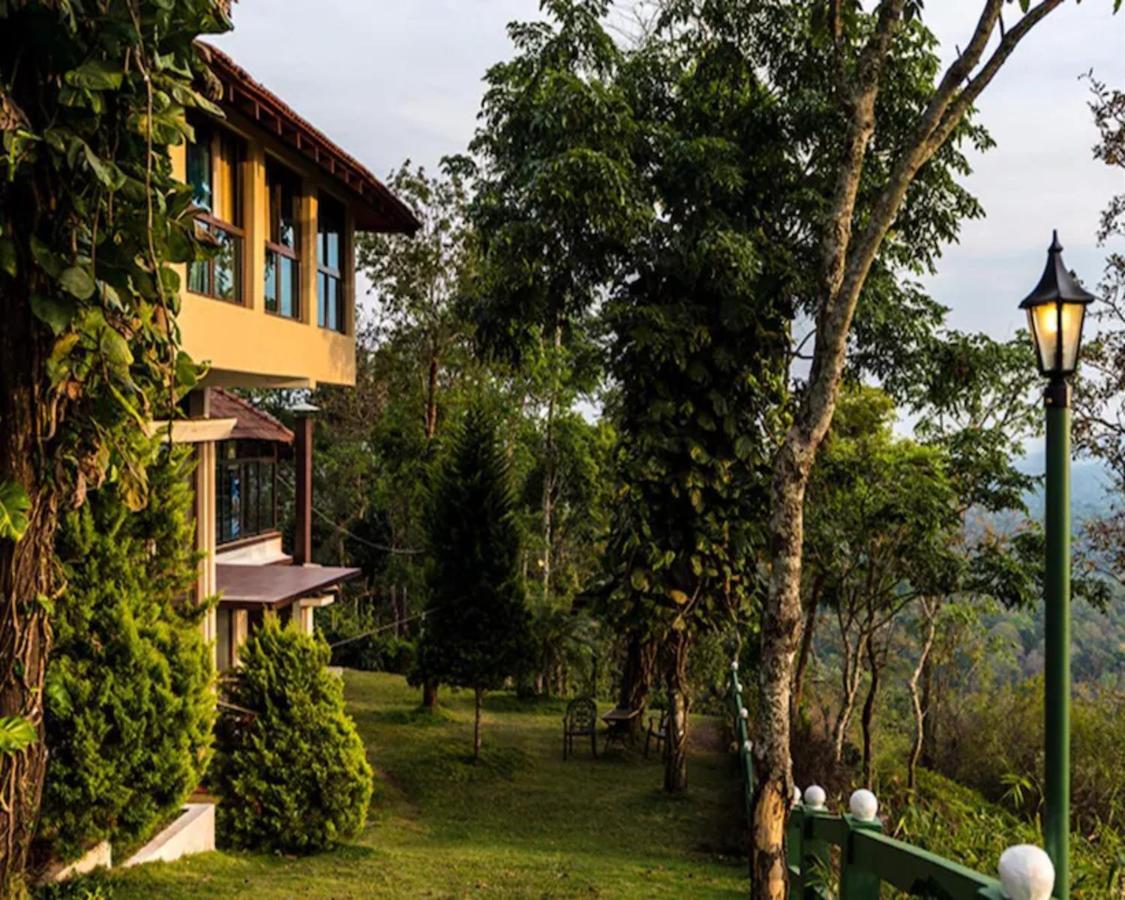 The Porcupine Castle Resort Madikeri Dış mekan fotoğraf