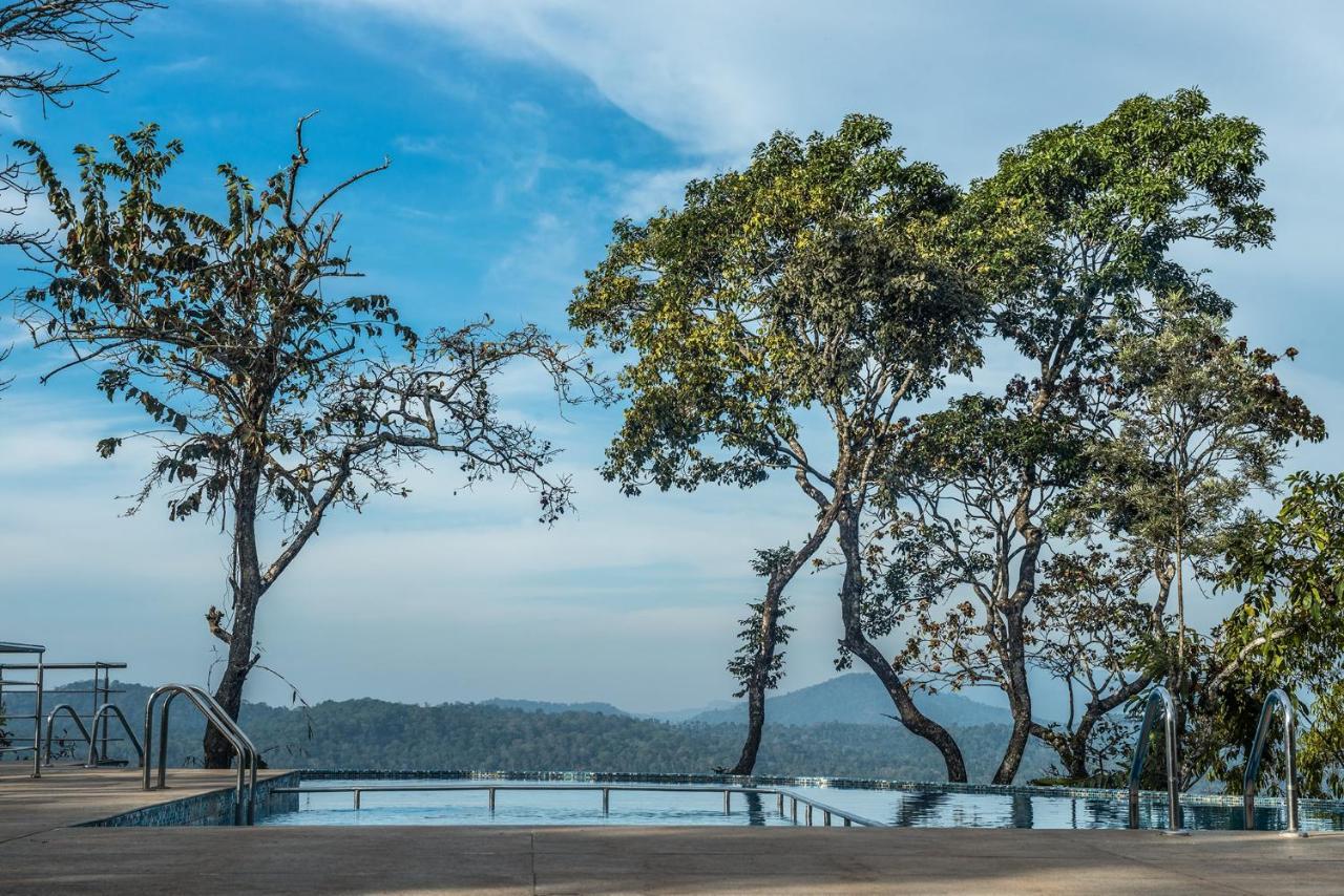The Porcupine Castle Resort Madikeri Dış mekan fotoğraf